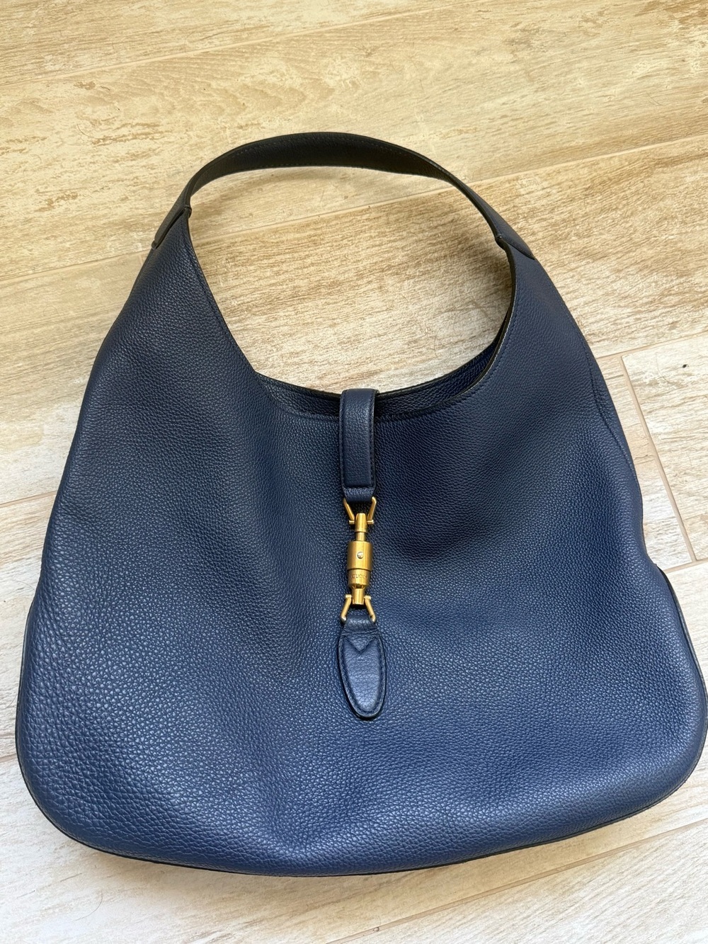 Gucci Limited Edition Soft Jackie Large Hobo Bag – Blue Pebbled Leather